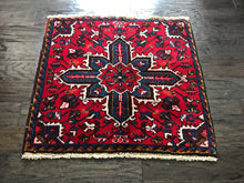 1940 HERIZ RUG 2’ 9” x 2’ 11” (SMA#6112)