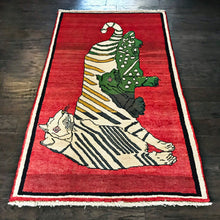 1970 SHIRAZ RUG 3’ 3” x 5’ 6” (MED#259)