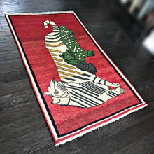 1970 SHIRAZ RUG 3’ 3” x 5’ 6” (MED#259)