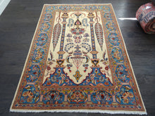 1940 Kashan Rug 4' 8" x 6' 8" (FEA#6184(MAI))