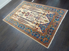 1940 Kashan Rug 4' 8" x 6' 8" (FEA#6184(MAI))