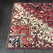 1940 HERIZ RUG 3’ 4” x 4’ 5” (MED#6088)