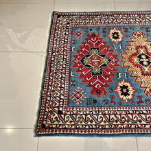 1980 BIDJAR RUG 3’ 8” x 4’ 9” (MED.FEA.#1158)