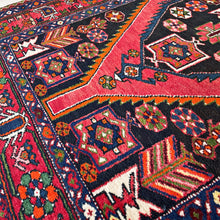 1940 SHAHSAVAN RUG 4’ 4” x 6’ 5” (MED.FEA.150)