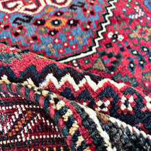 1970 QASHQAEI SHIRAZ RUG 3’ 3” x 4’ 8” (MED.241)