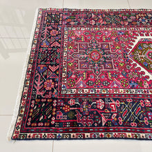 1950 QARAJEH (KARAJEH) RUG 3’ 7” x 11’ (RUN.FEA.5911)