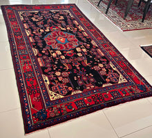 1960 NAHAVAND RUG 5’ 3” x 9’ 2” (MED.FEA.356)