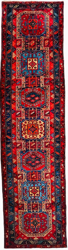 1930 HERIZ RUG 3’ 9” x 14’ 8” (RUN.FEA.721)