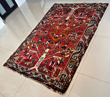 1960 SHIRAZ RUG 3’ 8” x 5’ 5” (MED.264)