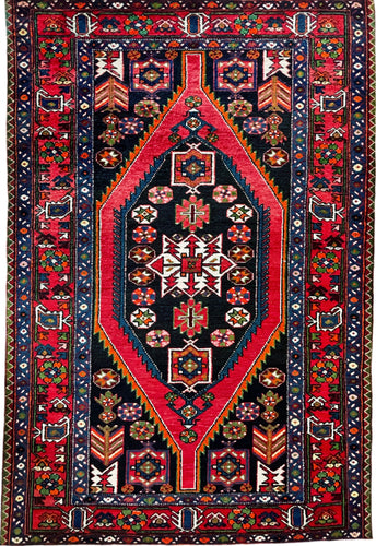 1940 SHAHSAVAN RUG 4’ 4” x 6’ 5” (MED.FEA.150)