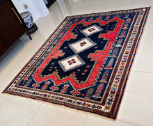 1930 AFSHAR RUG 5’ 5” x 6’ 9” (MED.FEA.250)