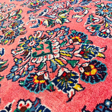 1950 SARUQ RUG (SAROUK) 2’ 11” x 16’ 2” (RUN.FEA.1298)