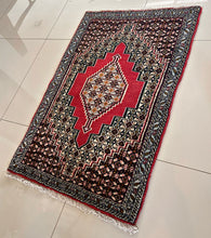 1970 BIDJAR RUG 2’ 3” x 3’ 6” (SMA.847)