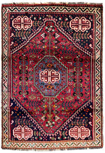 1970 QASHQAEI SHIRAZ RUG 3’ 3” x 4’ 8” (MED.241)