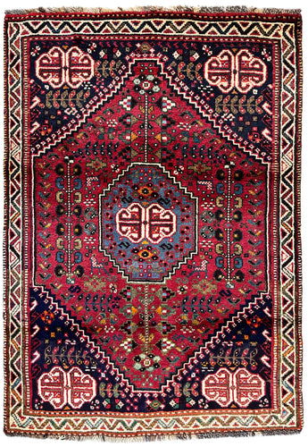 1970 QASHQAEI SHIRAZ RUG 3’ 3” x 4’ 8” (MED.241)