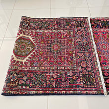 1950 QARAJEH (KARAJEH) RUG 3’ 7” x 11’ (RUN.FEA.5911)