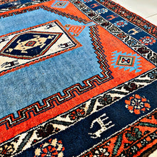 1940 KELARDASHT RUG 3’ 9” x 3’ 6” (MED.FEA.150-3)