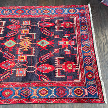 1940 BORUJERD RUG 4’ 5” x 6’ 8” (MED#364)