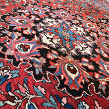 1940 BIBIBAF BAKHTIARI RUG 4’ 9” x 6’ 9” (MED.FEA.275)