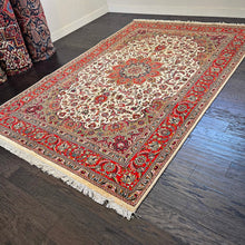 1950 TABRIZ RUG 6’ 7” x 9’ 10” (LAR#523)