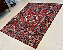 1930 QARAJEH RUG 4’ 10” x 6’ (MED.FEA.150)