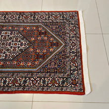 1970 BIDJAR RUG 2’ 9” x 4’ 8” (MED.FEA.#3277)