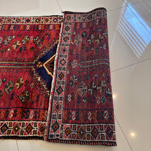 1950 SHIRAZ RUG 3’ 6” x 4’ 6” (MED.242)