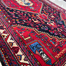 1960 TUYSERKAN RUG 4’ 9” x 8’ 6” (MED.FEA.904)