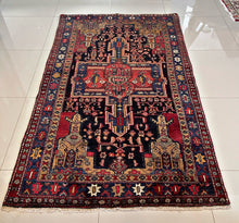 1950 BIDJAR RUG 4’ 1” x 6’ 9” (MED.FEA.144)