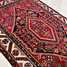 1950 BIDJAR RUG 3’ 6” x 5’ 4” (MED.52)