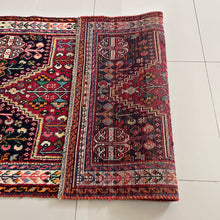 1960 QASHQAEI SHIRAZ RUG 3’ 3” x 5’ (MED.239)