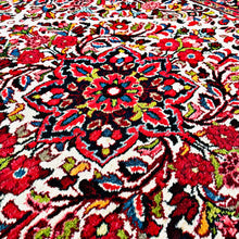 1940 BORCHALU RUG 4’ 9” x 6’ 8” (MED.FEA.713)