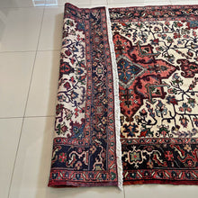 1950 HERIZ RUG 5’ 3” x 6’ 2” (MED#5992)