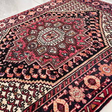 1960 QOLTUQ BIDJAR RUG 2’ 9” x 3’ 6” (SMA.1010)