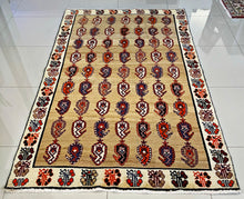 1960 SHIRAZ RUG 4’ 7” x 7’ 6” (MED.115)