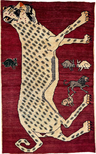 1970 SHIRAZ RUG 3’ 3” x 5’ (MED.257)