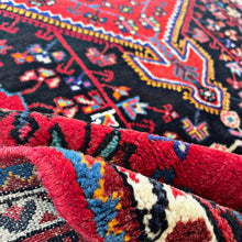 1960 TUYSERKAN RUG 4’ 6” x 6’ 6” (MED/FEA#21701)