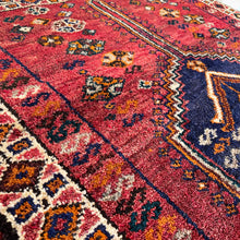 1950 SHIRAZ RUG 3’ 6” x 4’ 6” (MED.242)