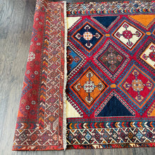 1970 PERSIAN SHIRAZ RUG 4’ 10” x 7’ 11” (MED#19)