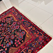 1960 NAHAVAND RUG 5’ 5” x 10’ (MED.252)