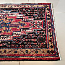 1940 SENAH RUG 2’ 4” x 3’ 3” (SMA.433)