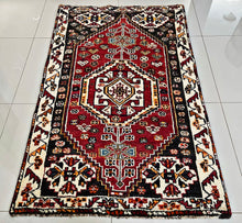 1950 SHIRAZ RUG 3’ 2” x 5’ 3” (MED.258)