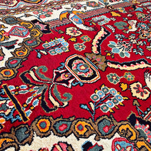 1950 KASHAN HAROON RUG 4’ 4” x 6’ 8” (MED.FEA.1130)