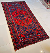 1940 ZANJAN RUG 3’ 6” x 6’ 9” (MED.5881)