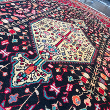 1950 BIDJAR RUG 4’ 5” x 6’ 8” (FEA.MED#1288)