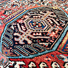 1930 QARAJEH (KARAJA) RUG 4’ 10” x 6’ 3” (MED.1420)