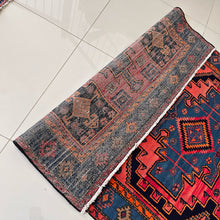 1930 ZANJAN RUG 4’ x 6’ 1” (MED.FEA.2783)