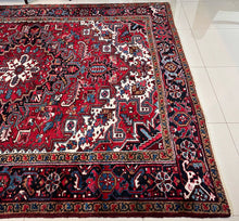 1950 HERIZ RUG 7’ 10” x 9’ 3” (LG.FEA.5001)