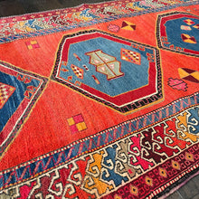 1950 GHAREBAGH RUG 4’ 2” x 8’ 2” (RUN#1497)