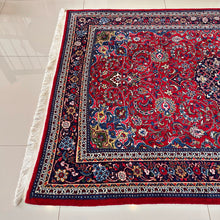 1970 SARUQ RUG 4’ 5” x 6’ 6” (MED.FEA.2634)